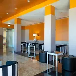 Hotel De Plaza &