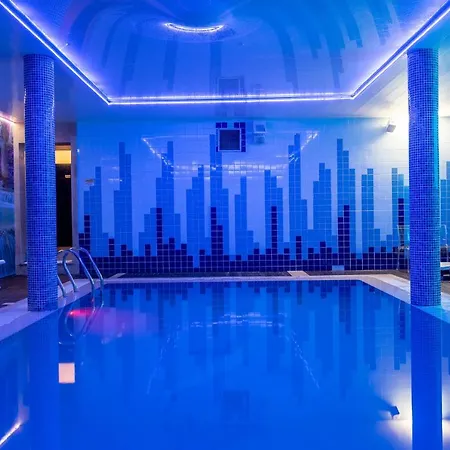 De Plaza & Hotel 4*