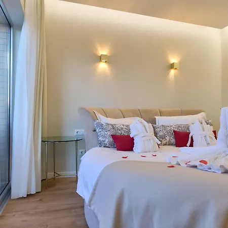 Hotel De Plaza &