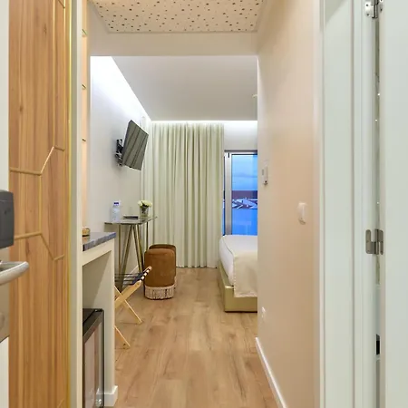 De Plaza & Hotel 4*