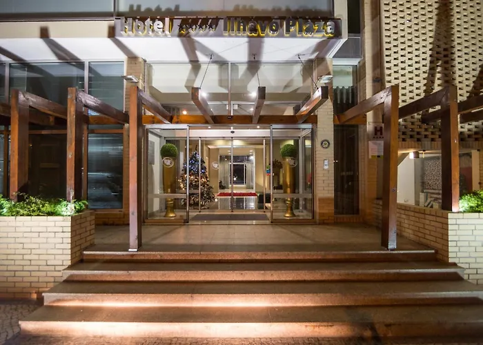 De Plaza & Отель 4*