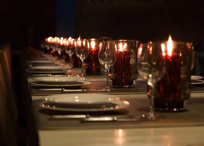 De Plaza & Отель Ильяву